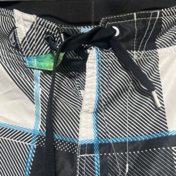 Volcom Annihilator Board Shorts Size 34 Swim Trunks Drawstring NO MESH W Card - Picture 6 of 9